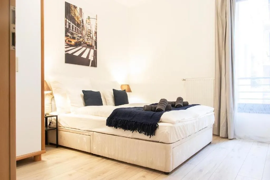 Budapest Opera Apartment