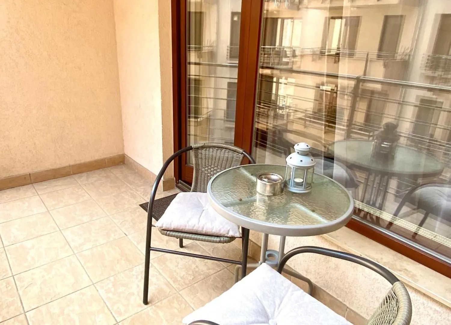 Budapest Opera Apartment 0*,  Hungria